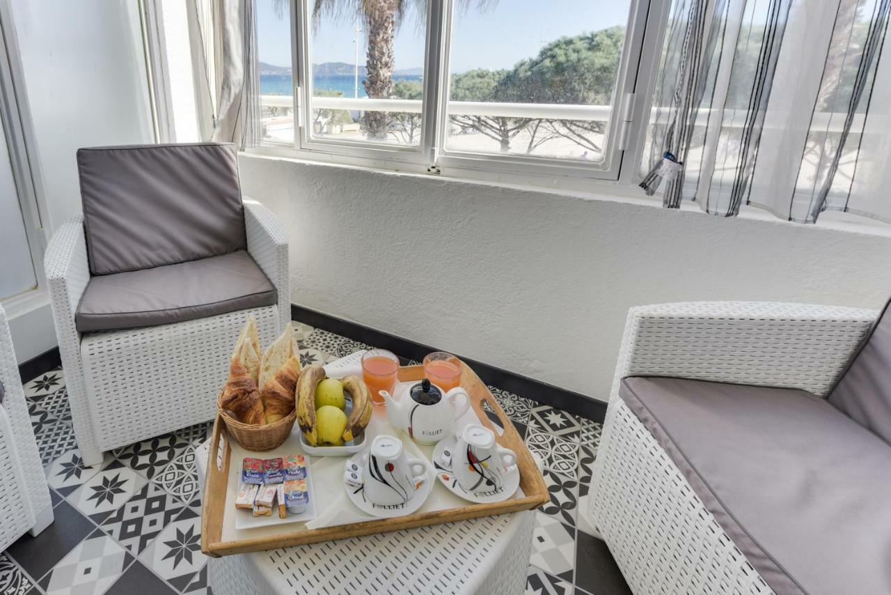 Le Marina B Hotel La Ciotat Bagian luar foto